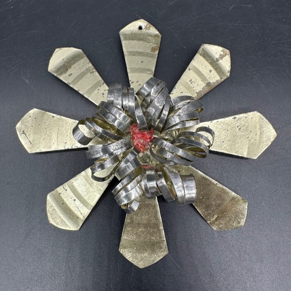 Vintage Flower Christmas Ornaments Handmade Tin Metal Pink Gold Floral Retro - Picture 5 of 7